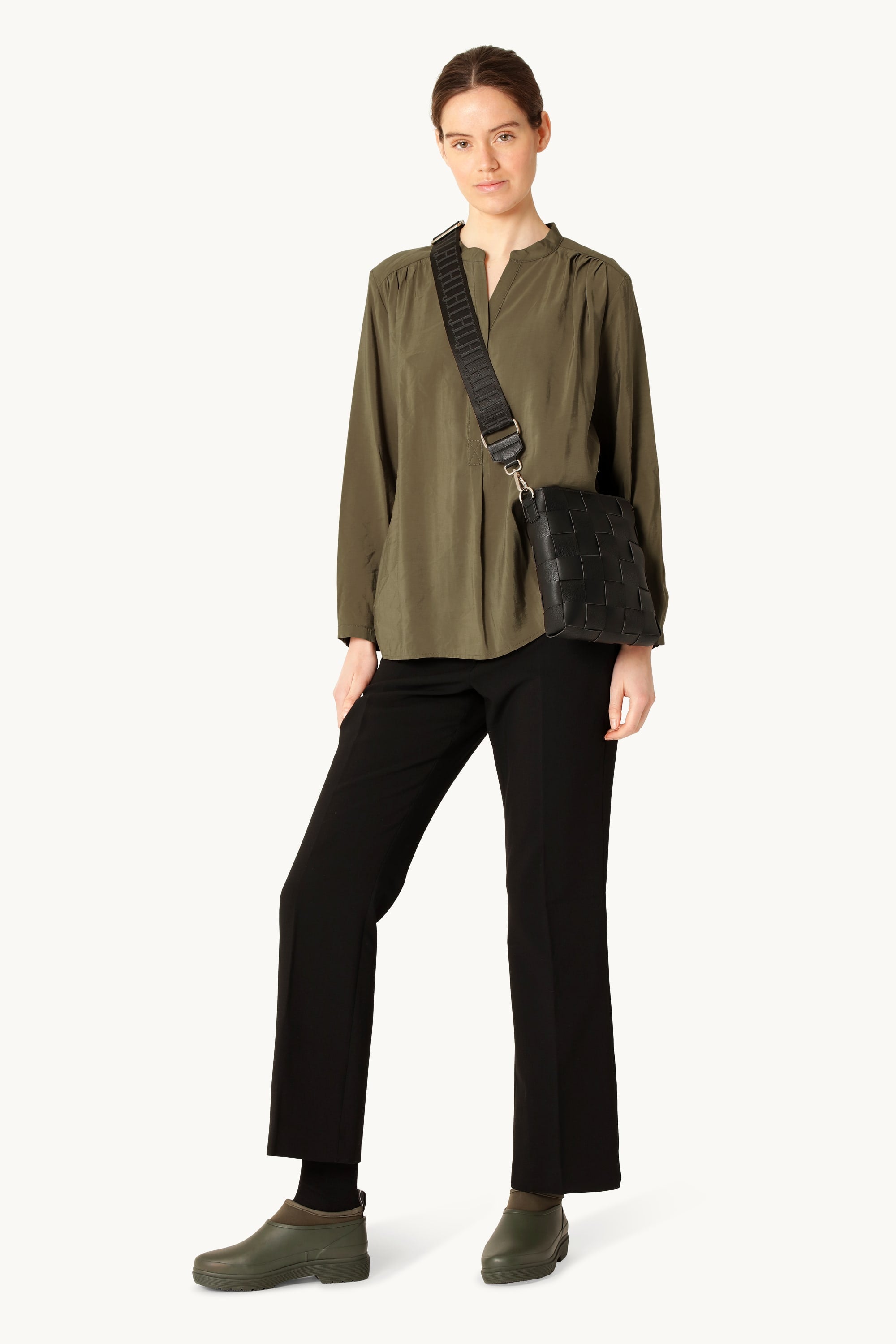 Braided Squared Cross-Body - Black