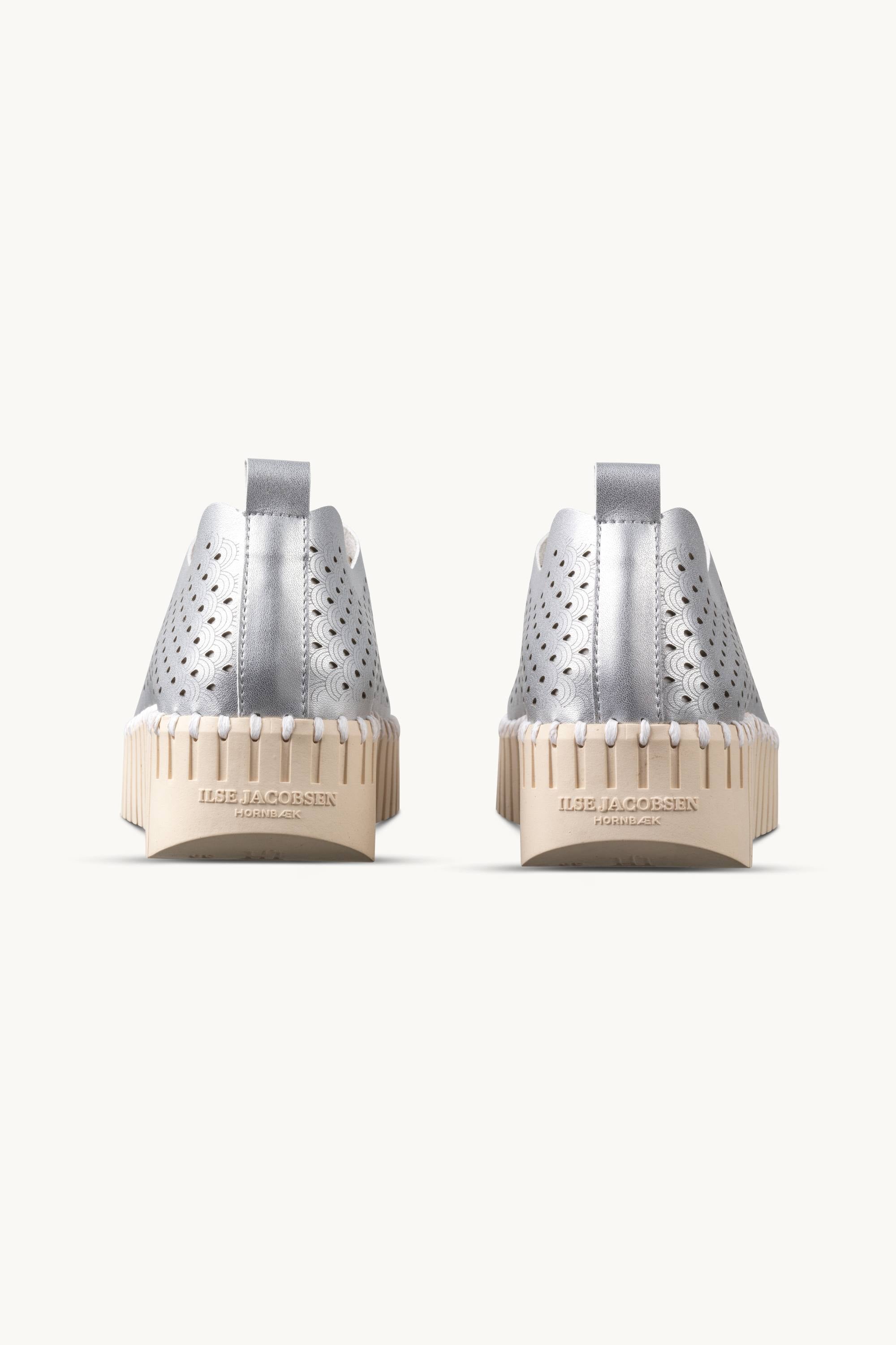 Tulip Slip-On Wedge - Silver Pearled Ivory