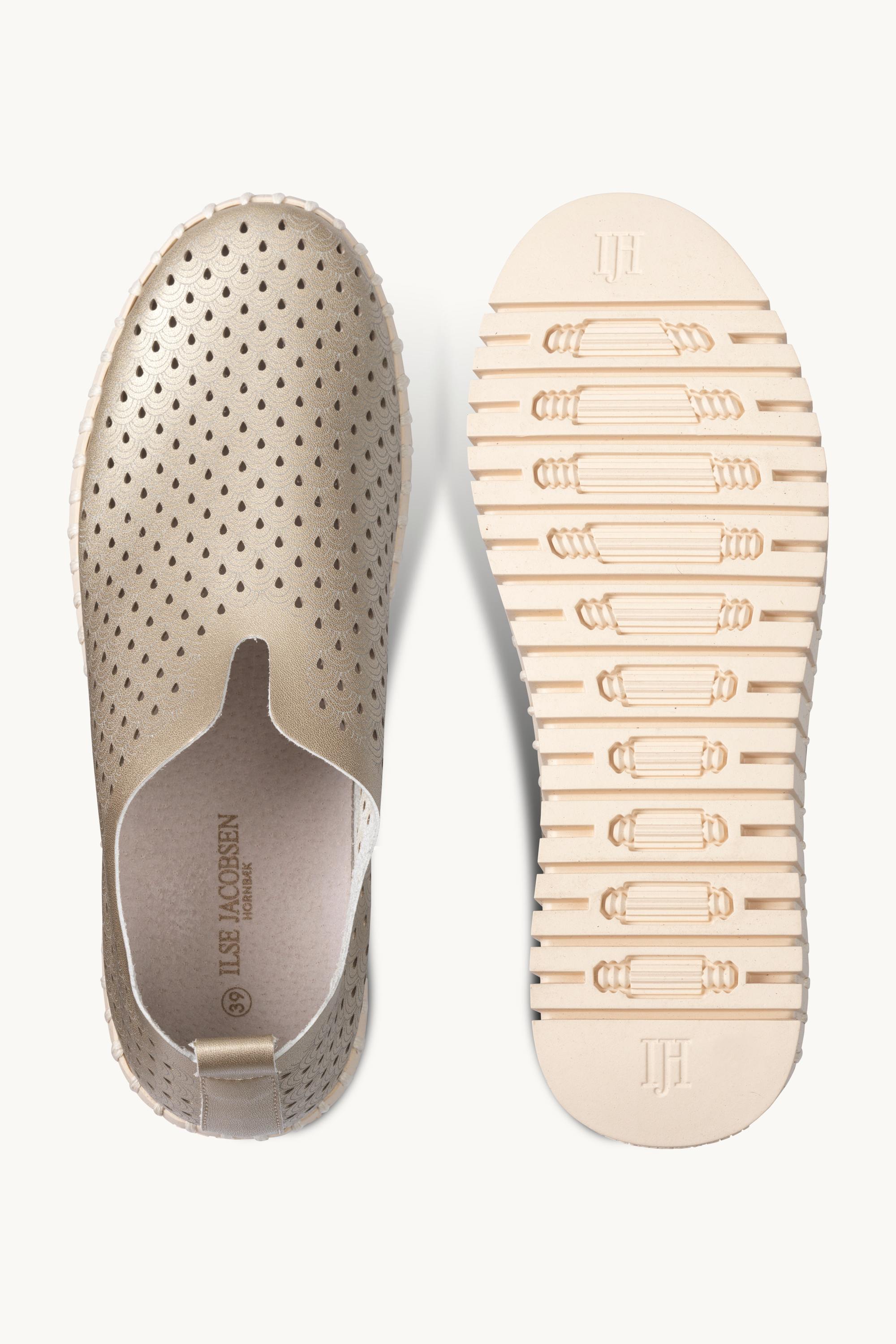 Tulip Slip-On Wedge - Platin Pearled Ivory