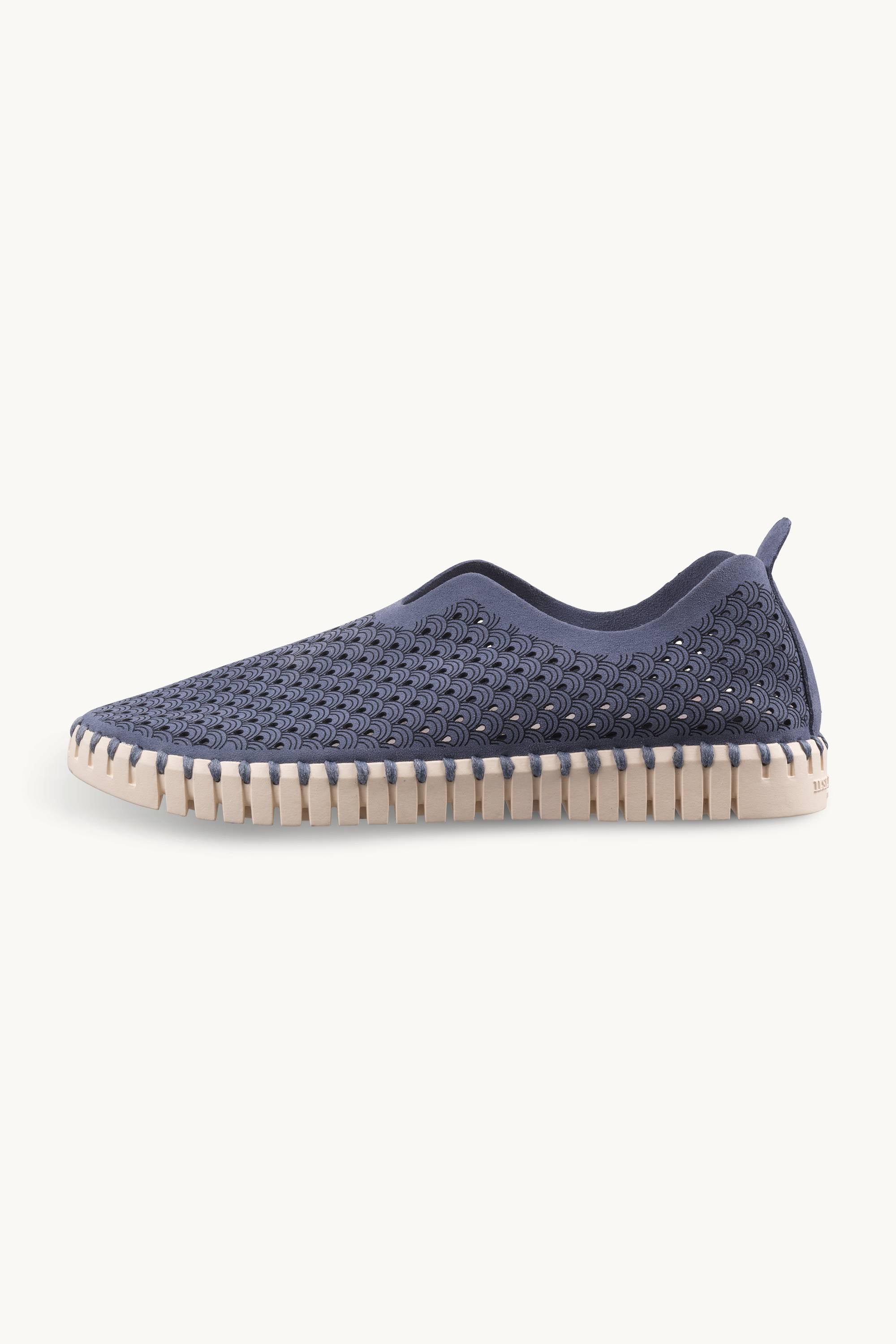 Tulip Schuh - Ombre Blue Pearled Ivory