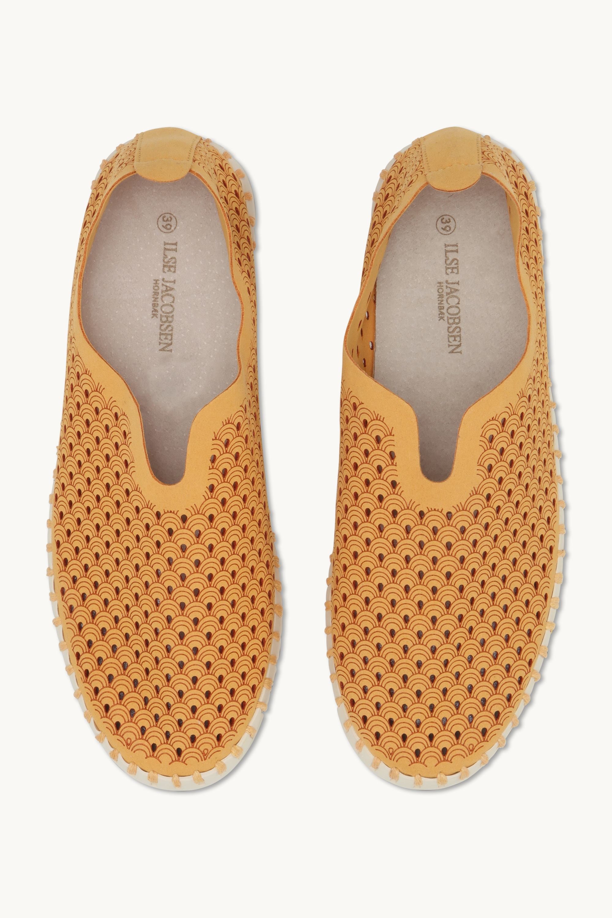 Tulip Slipper - Golden Nugget