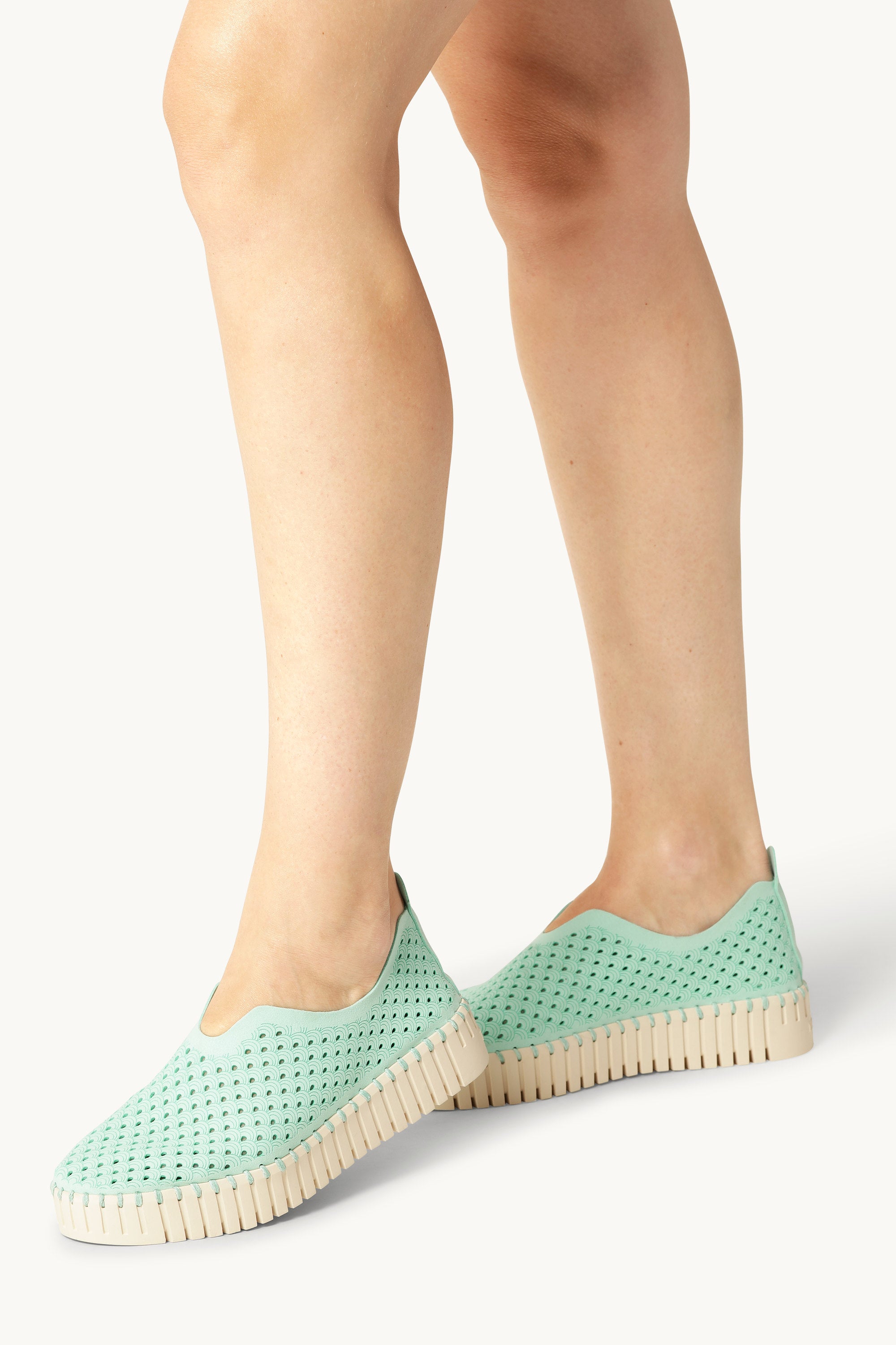 Platform Tulip Slipper - Yucca