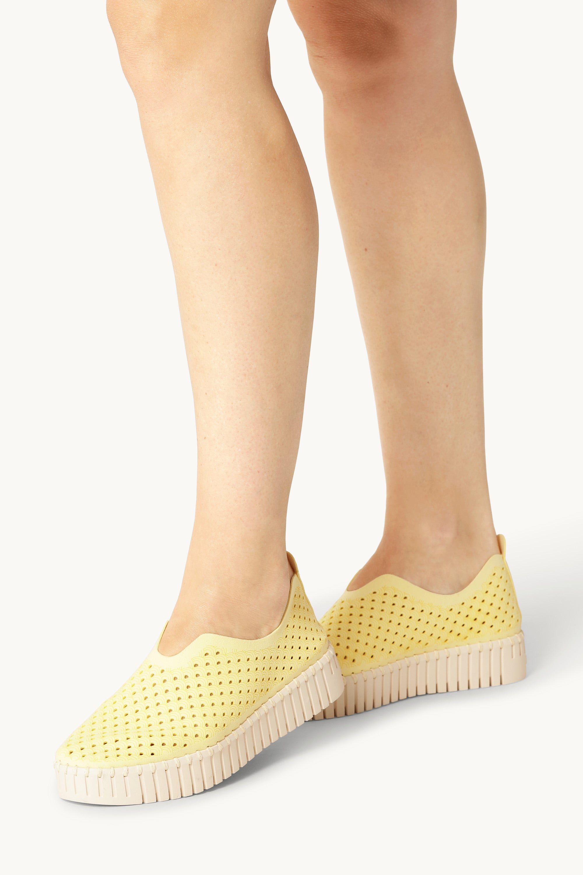 Platform Tulip Slipper - Lemon Drop