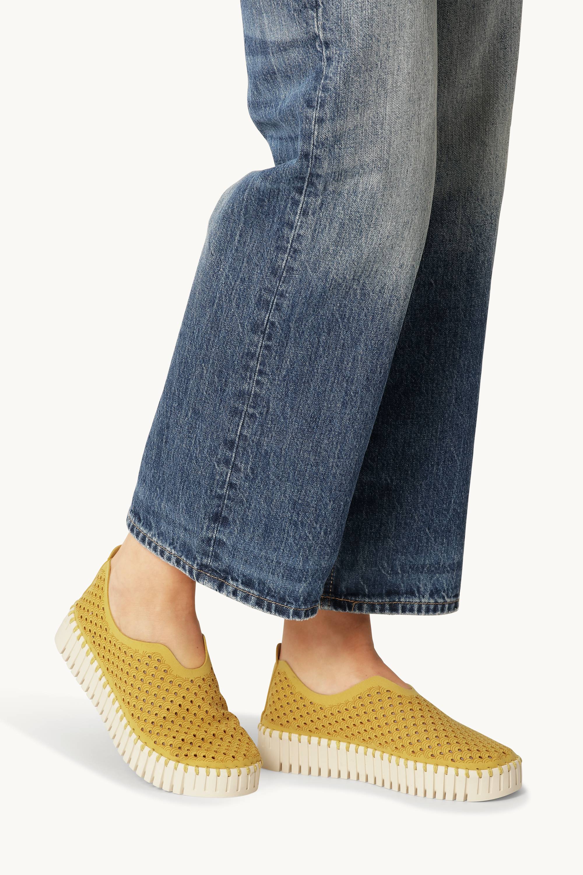 Platform Tulip Slipper - Golden Rod