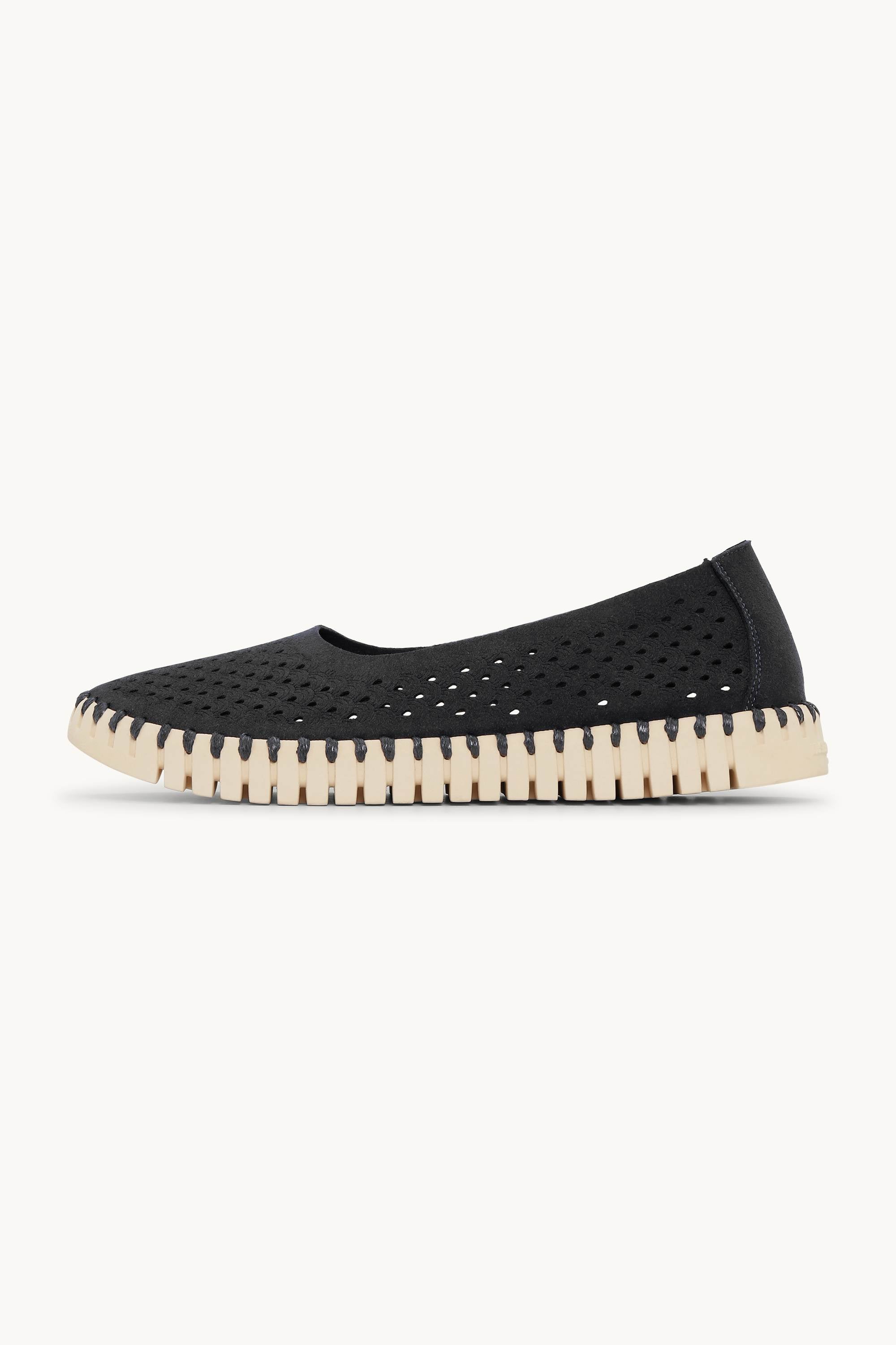 Ballerinas - Black Pearled Ivory