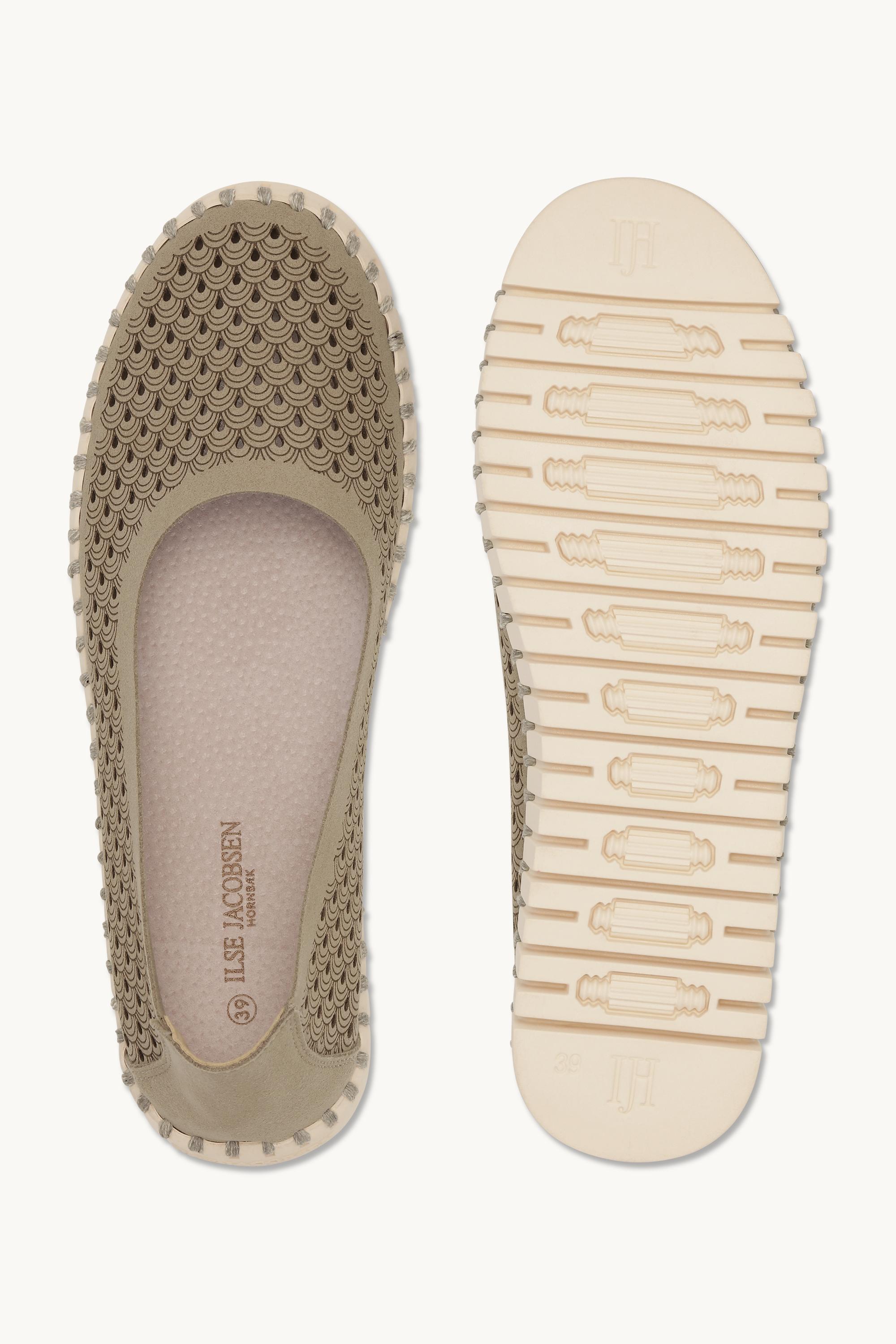 Ballerinas - Coriander Pearled Ivory