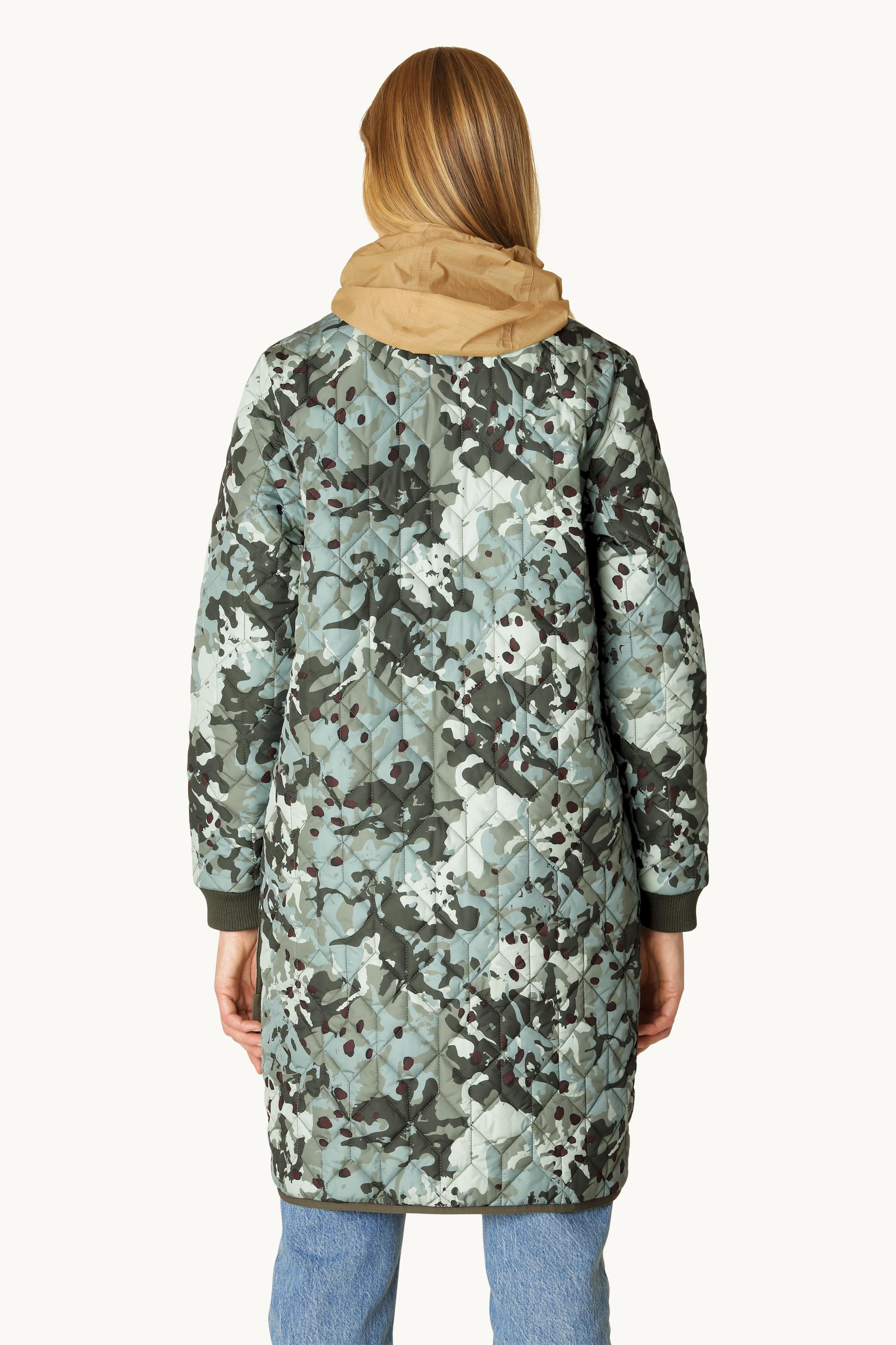 Long Quilt Jacket - Green Camo