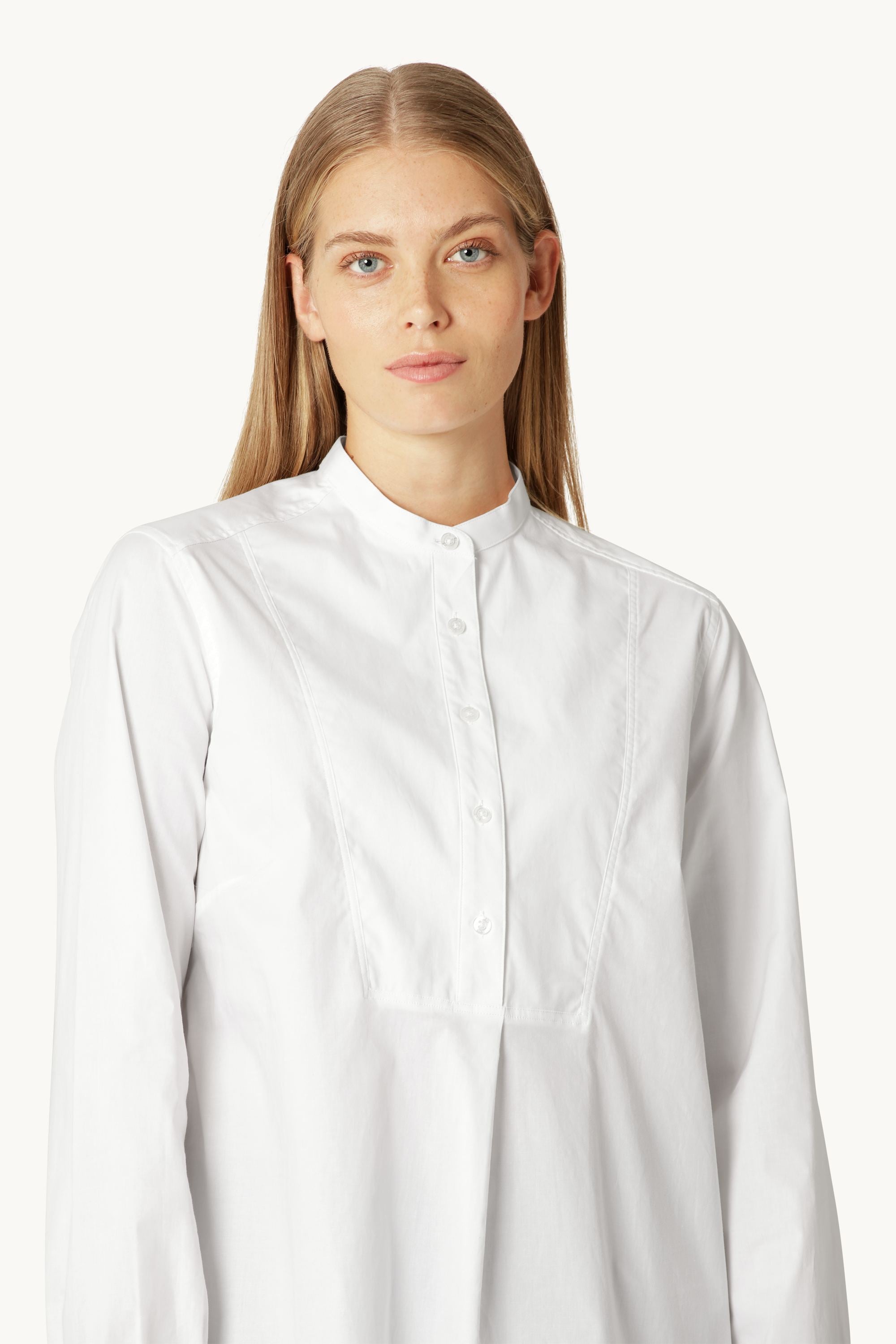 Klassisches Hemd Verlängertes Rückenteil - White