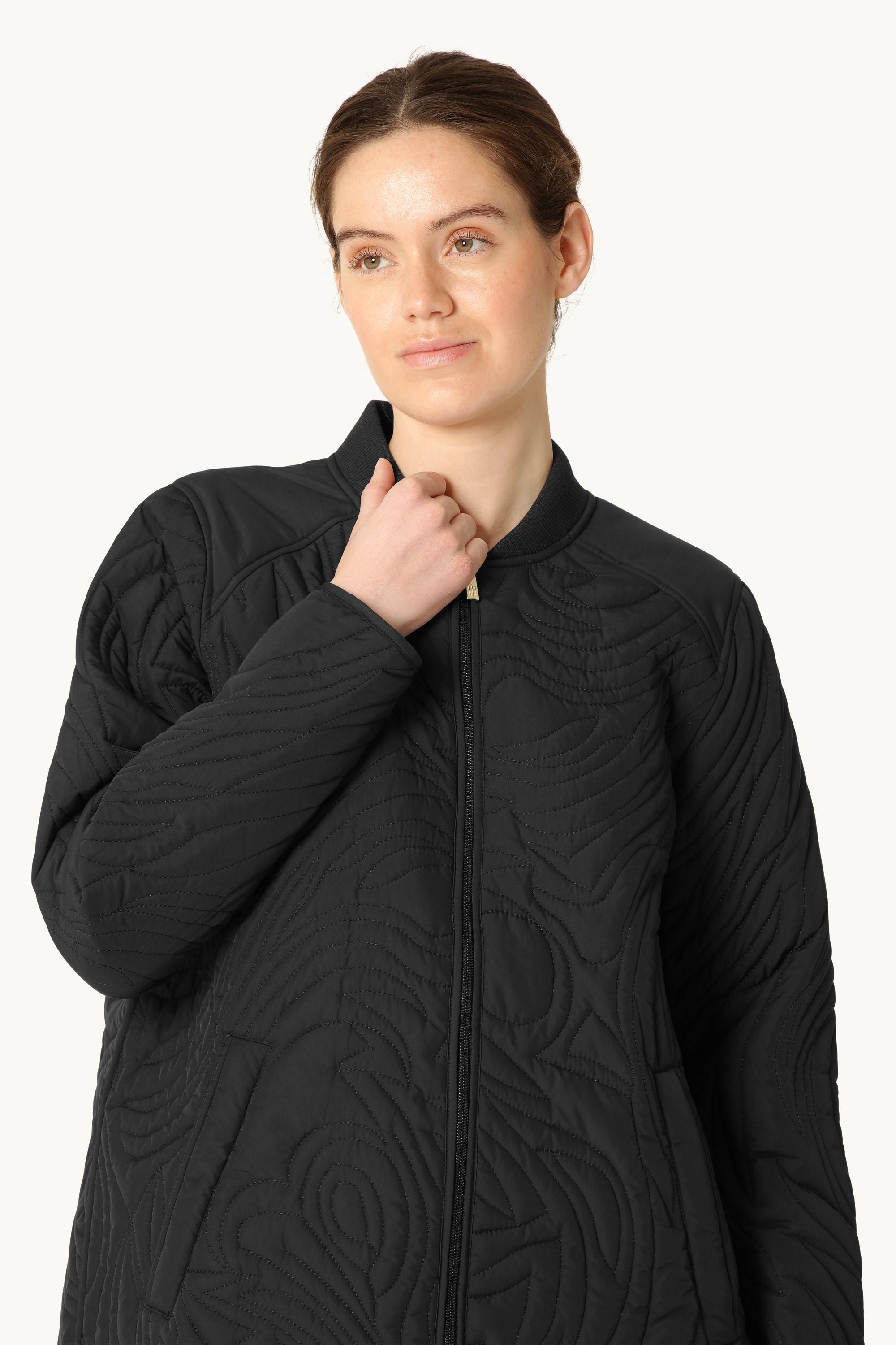Kurze Steppjacke - Black