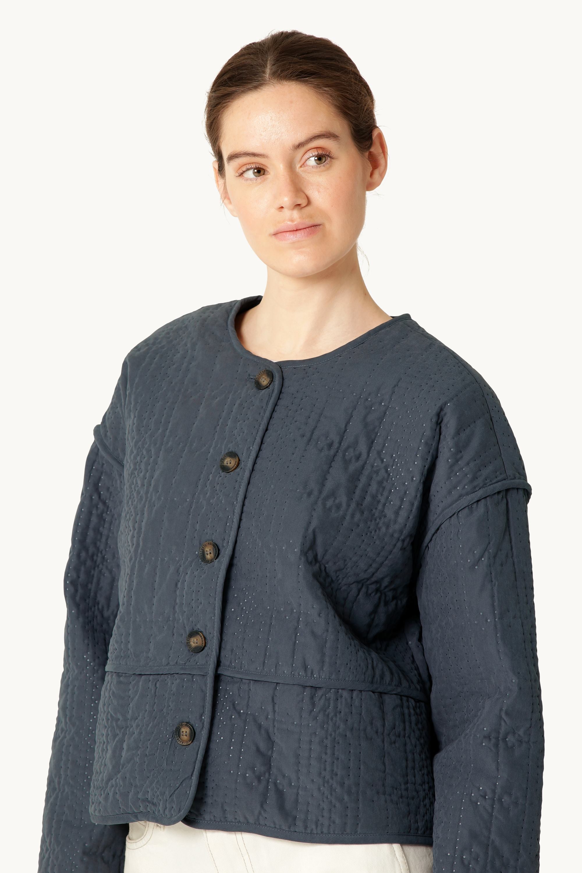 Short Quilted Jacket - Ombre Blue