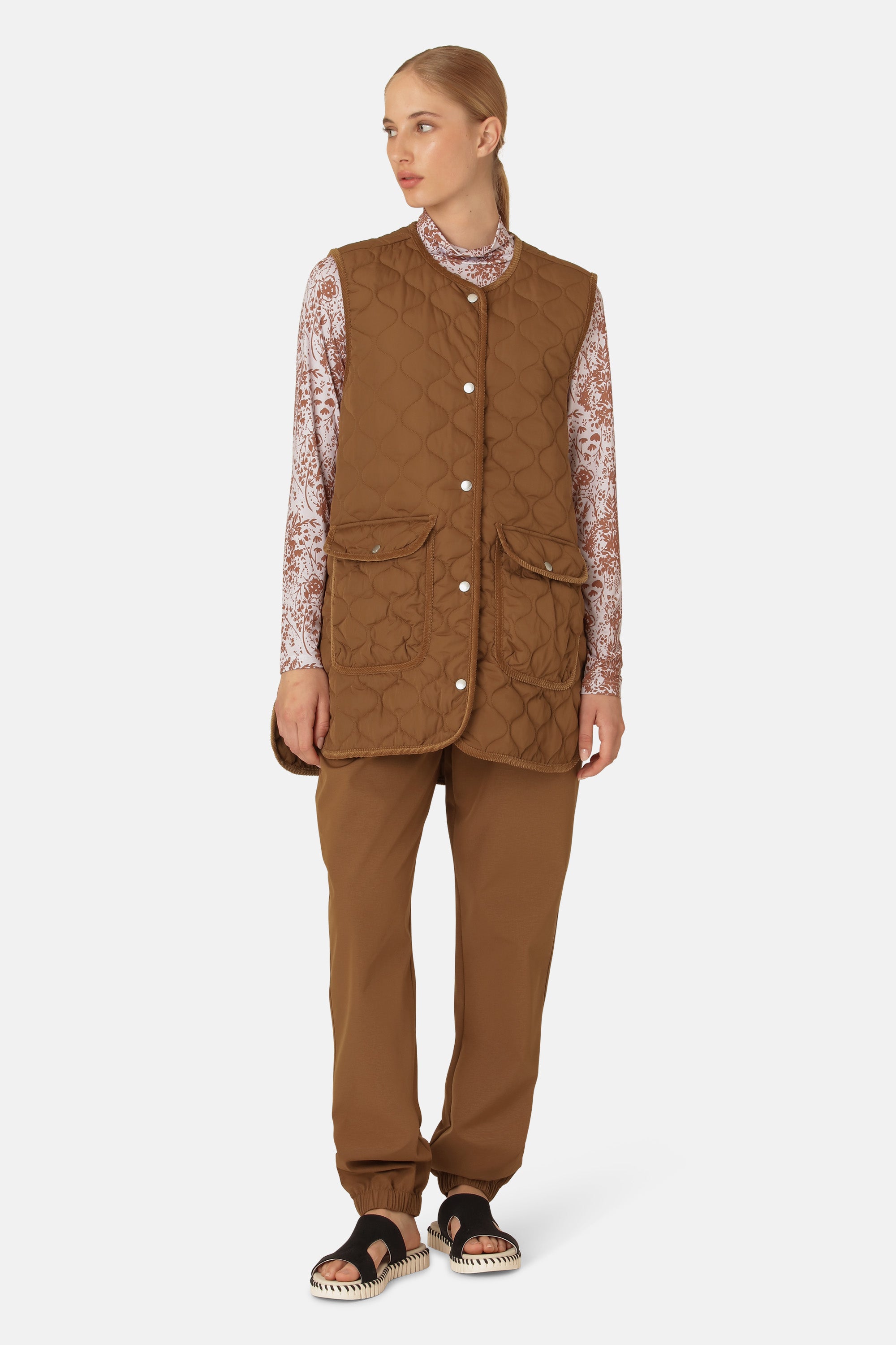 Ilse Jacobsen Hornbæk Outerwear Langer Steppweste Vest 228 Walnut