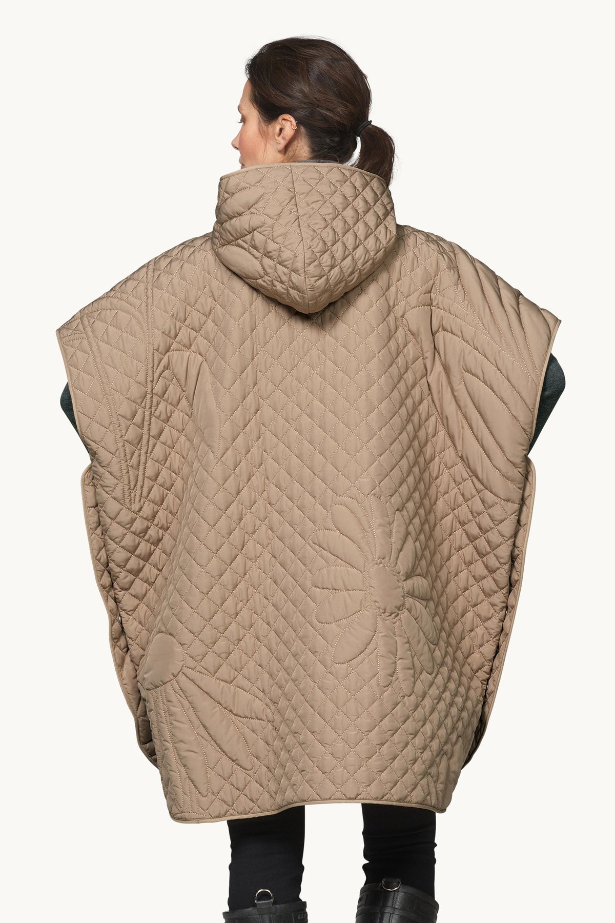 Gesteppter Poncho - Sepia Tint