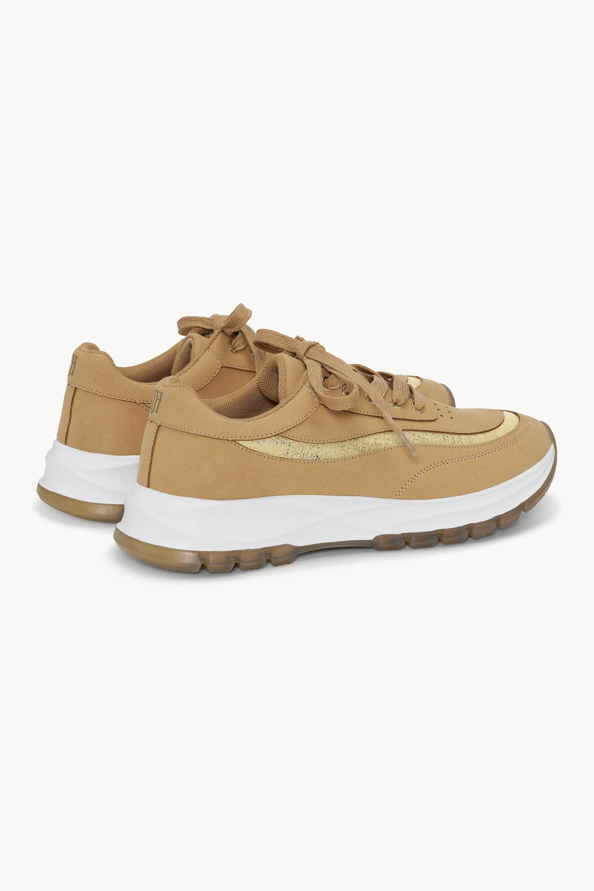 Sneakers - Latte White