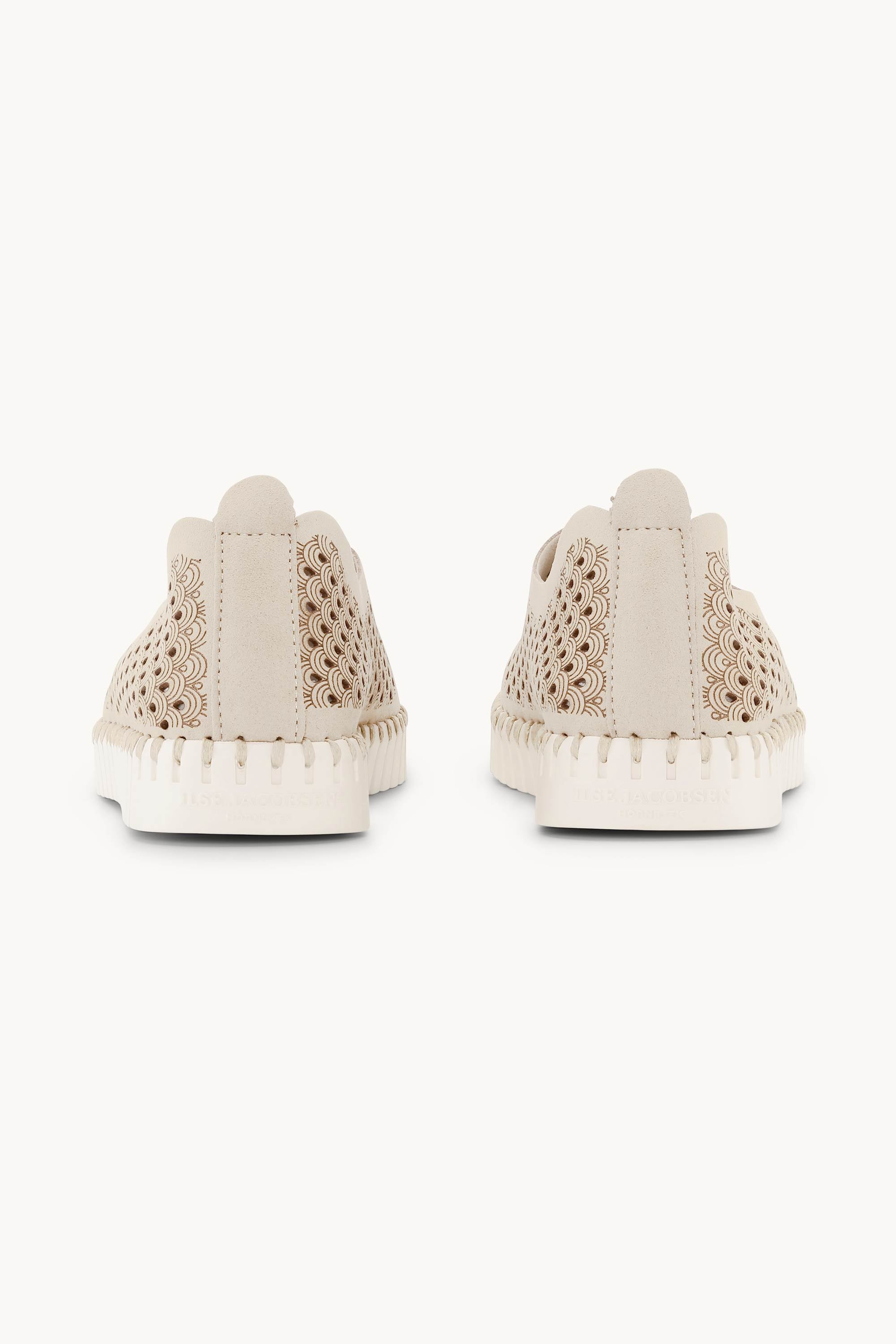 Tulip Slipper - Milk Creme