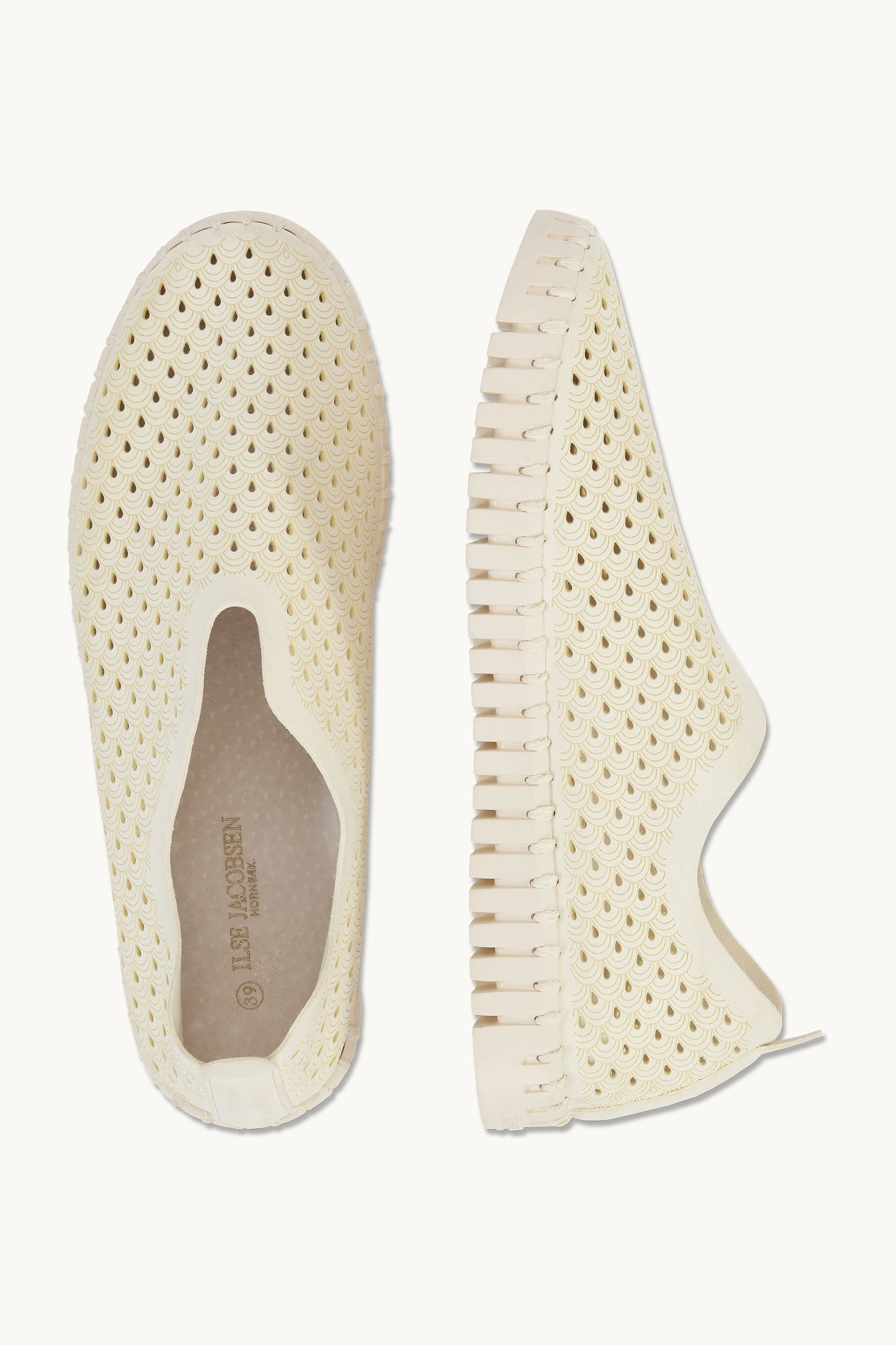 Tulip Slipper - Milk Creme