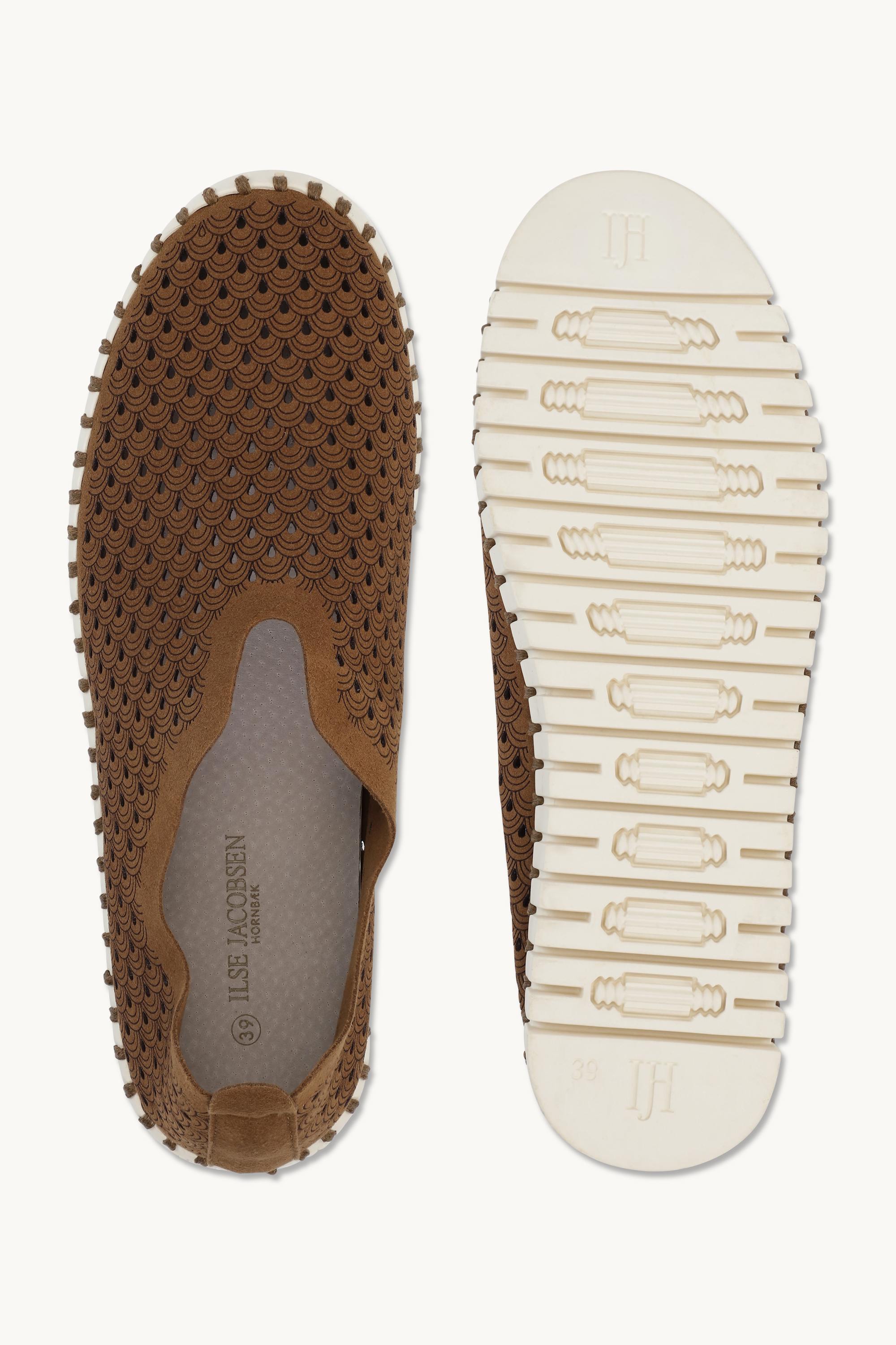 Tulip Slipper - Tannin