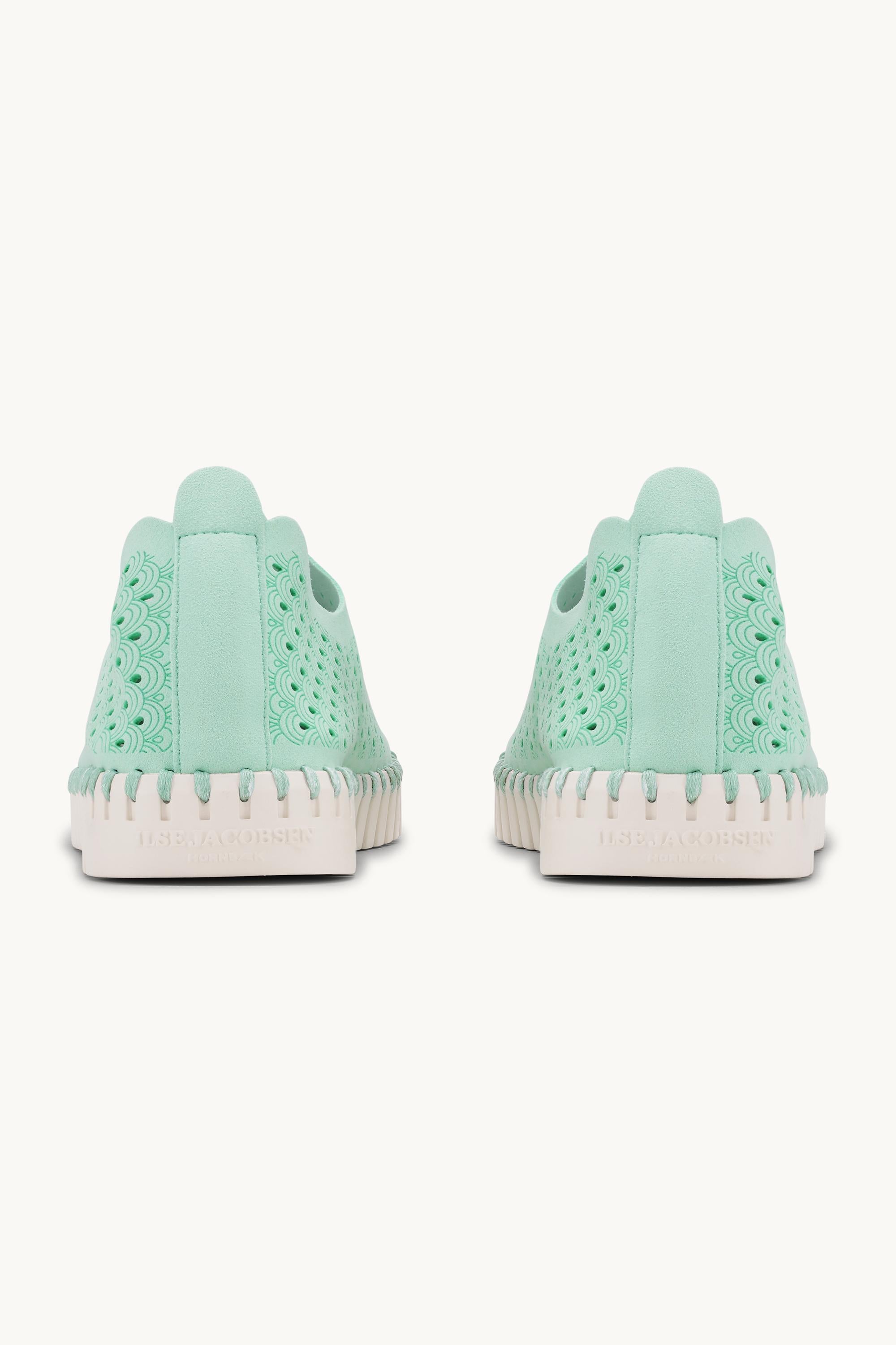 Tulip Slipper - Yucca