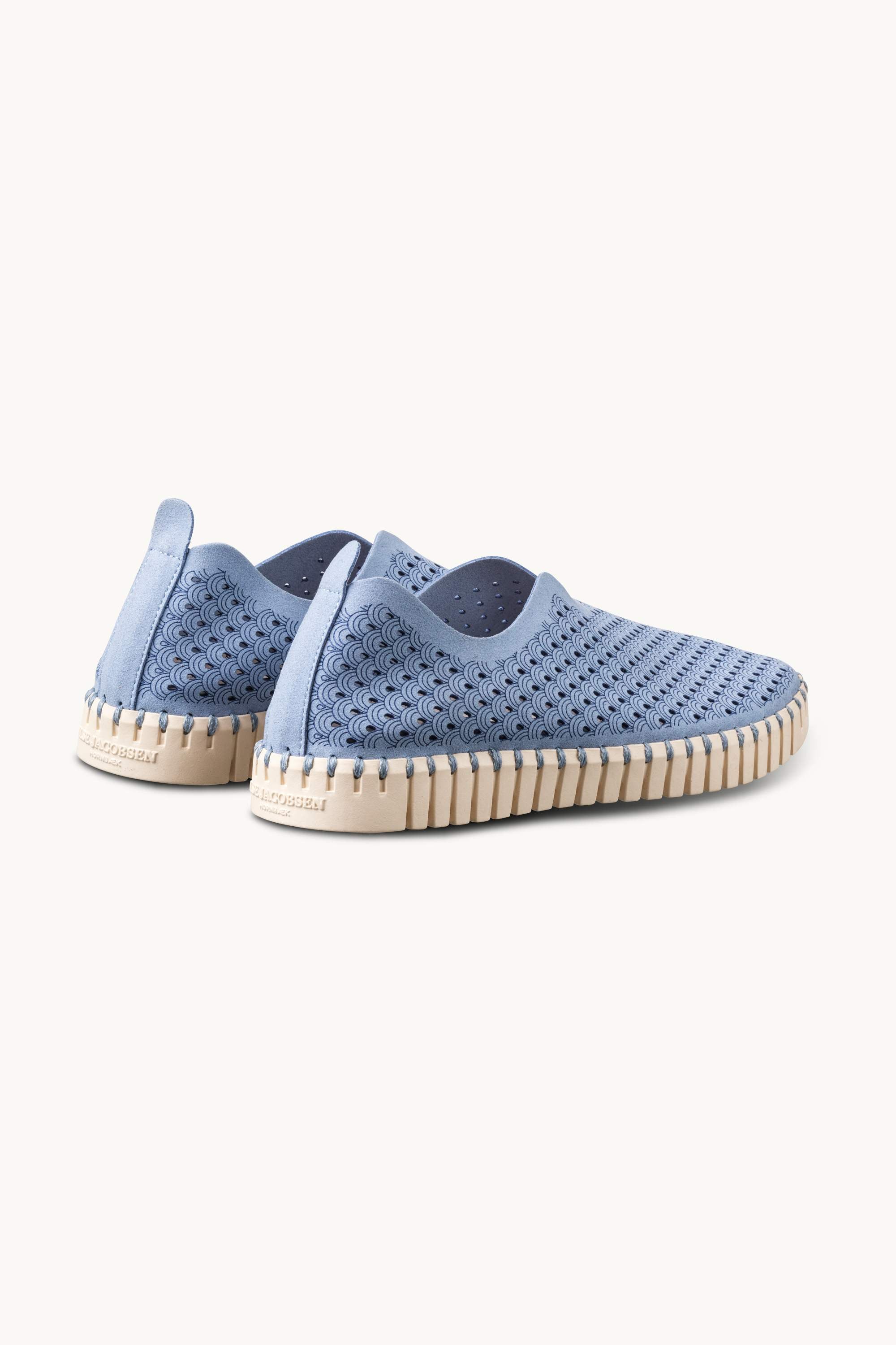 Tulip Schuh - Cornflower Pearled Ivory