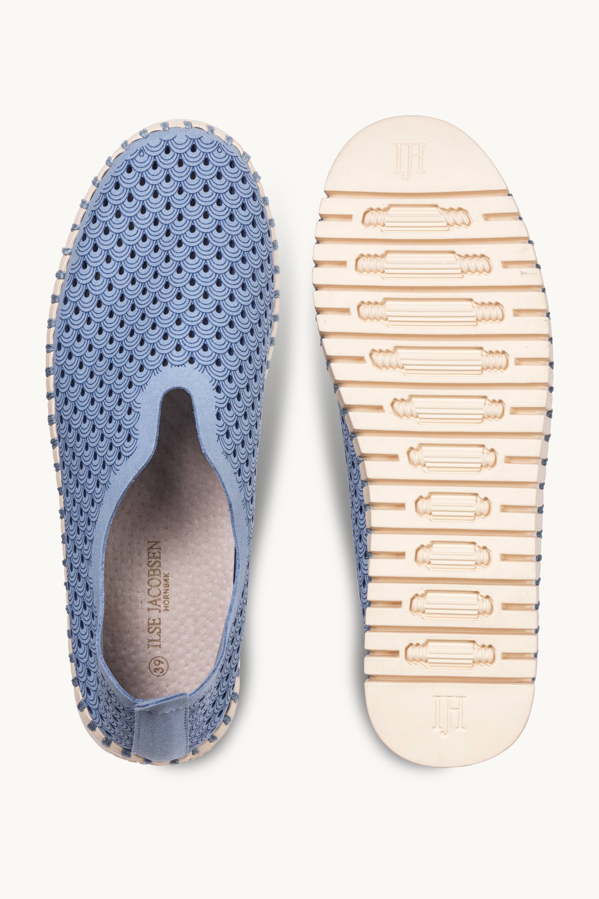 Tulip Schuh - Cornflower Pearled Ivory