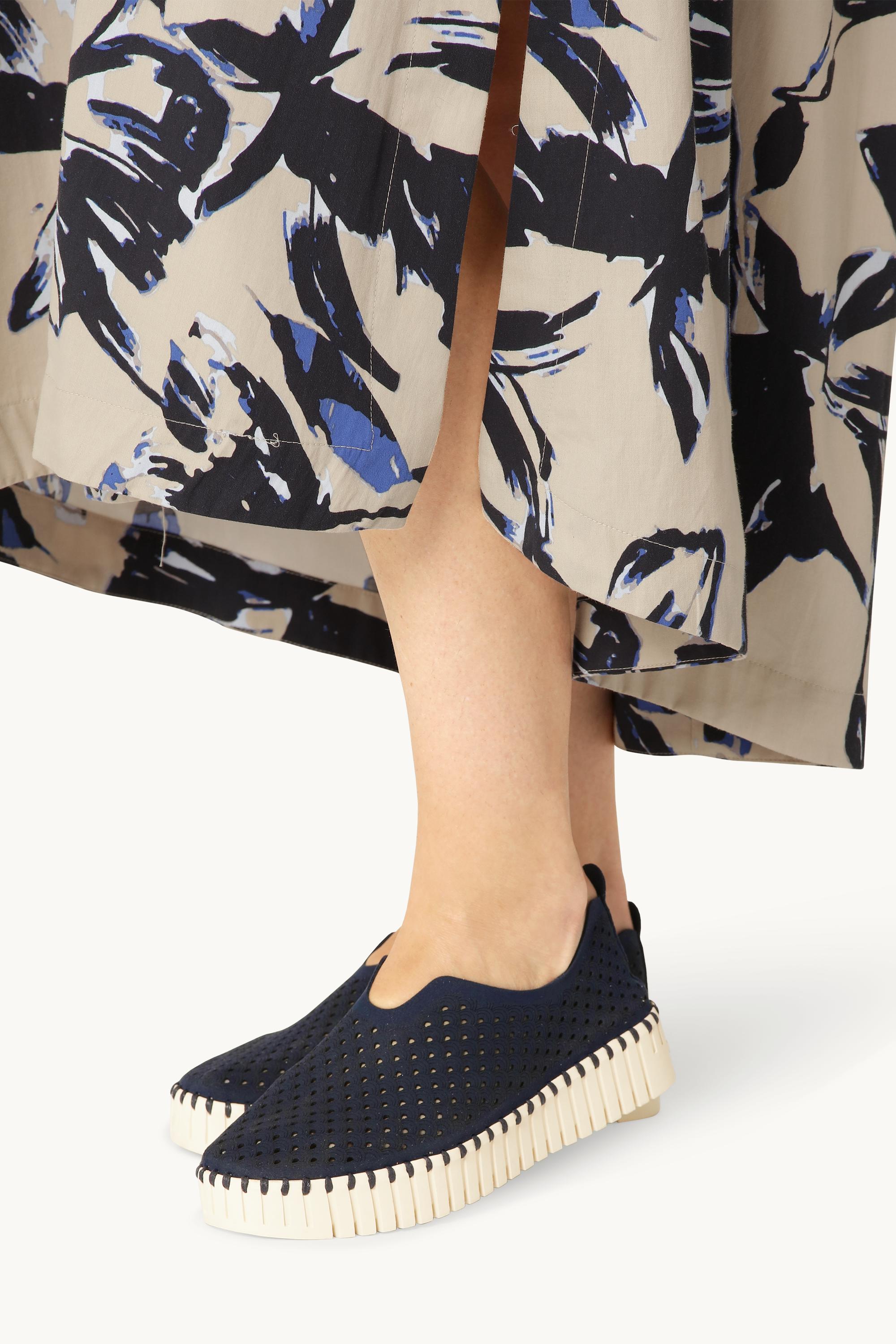 Platform Tulip Slipper - Dark Indigo