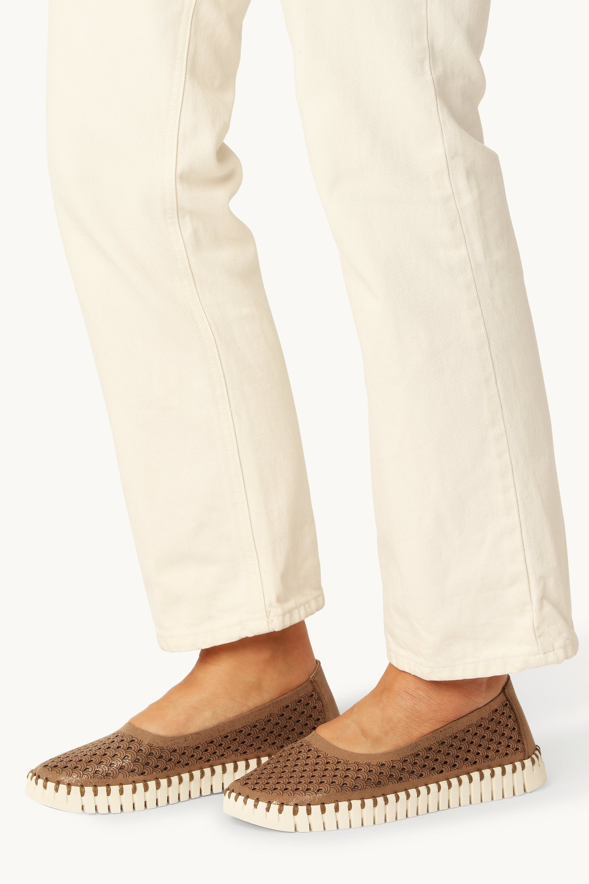 Tulip Slipper Glitter - Nougat Pearled Ivory