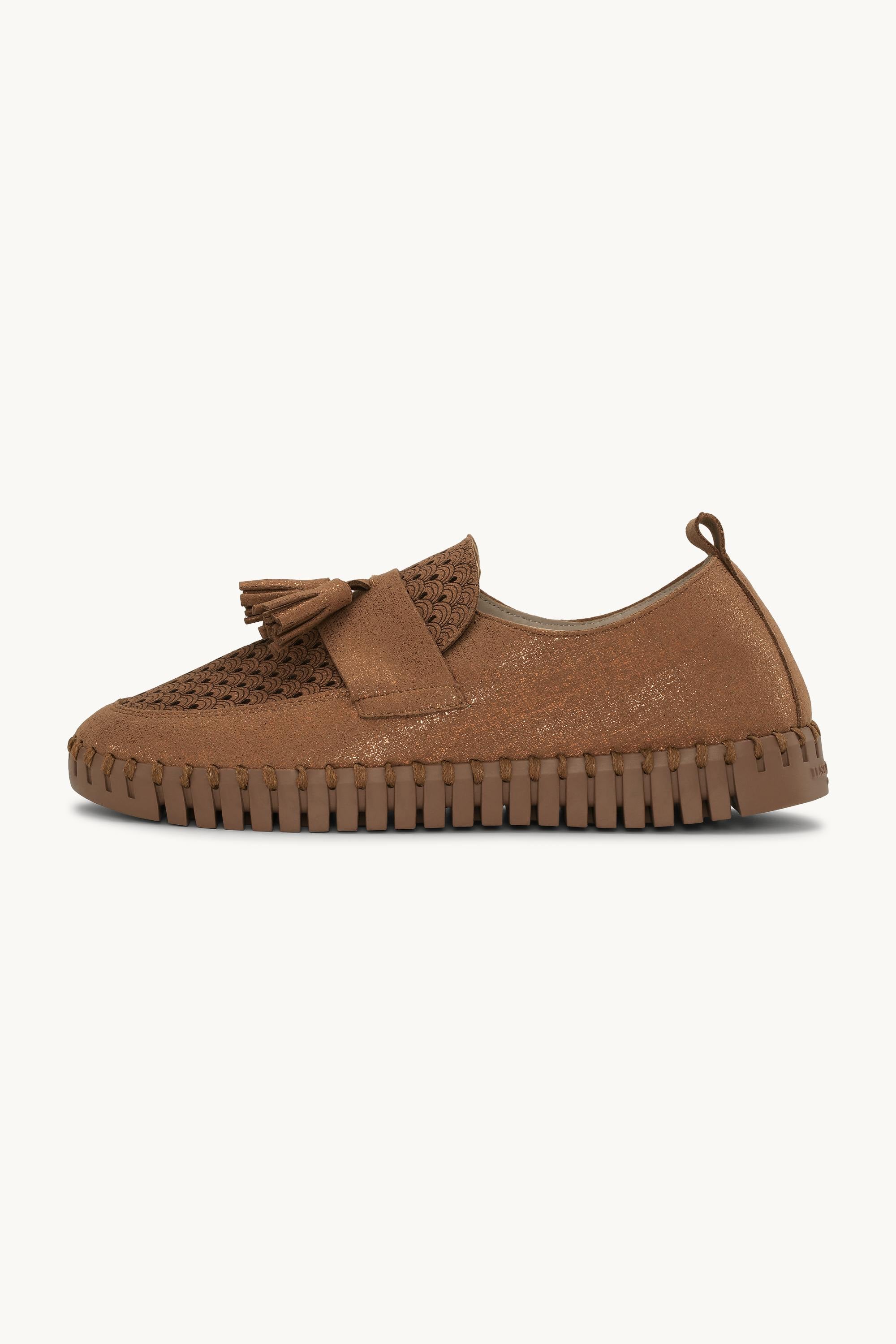 Tulip Loafer Tassel - Nougat Tannin