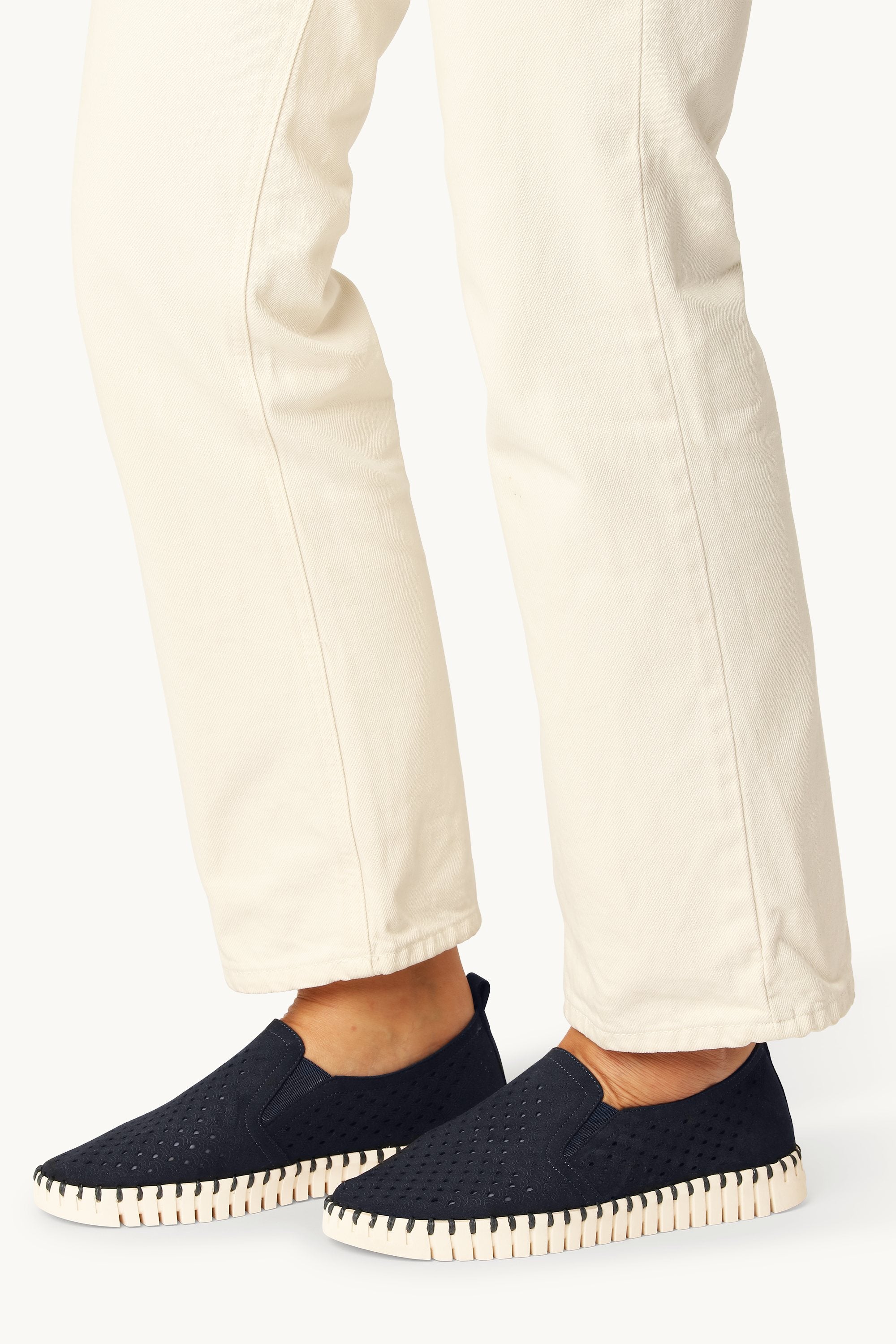 Tulip Flats - Dark Indigo Pearled Ivory