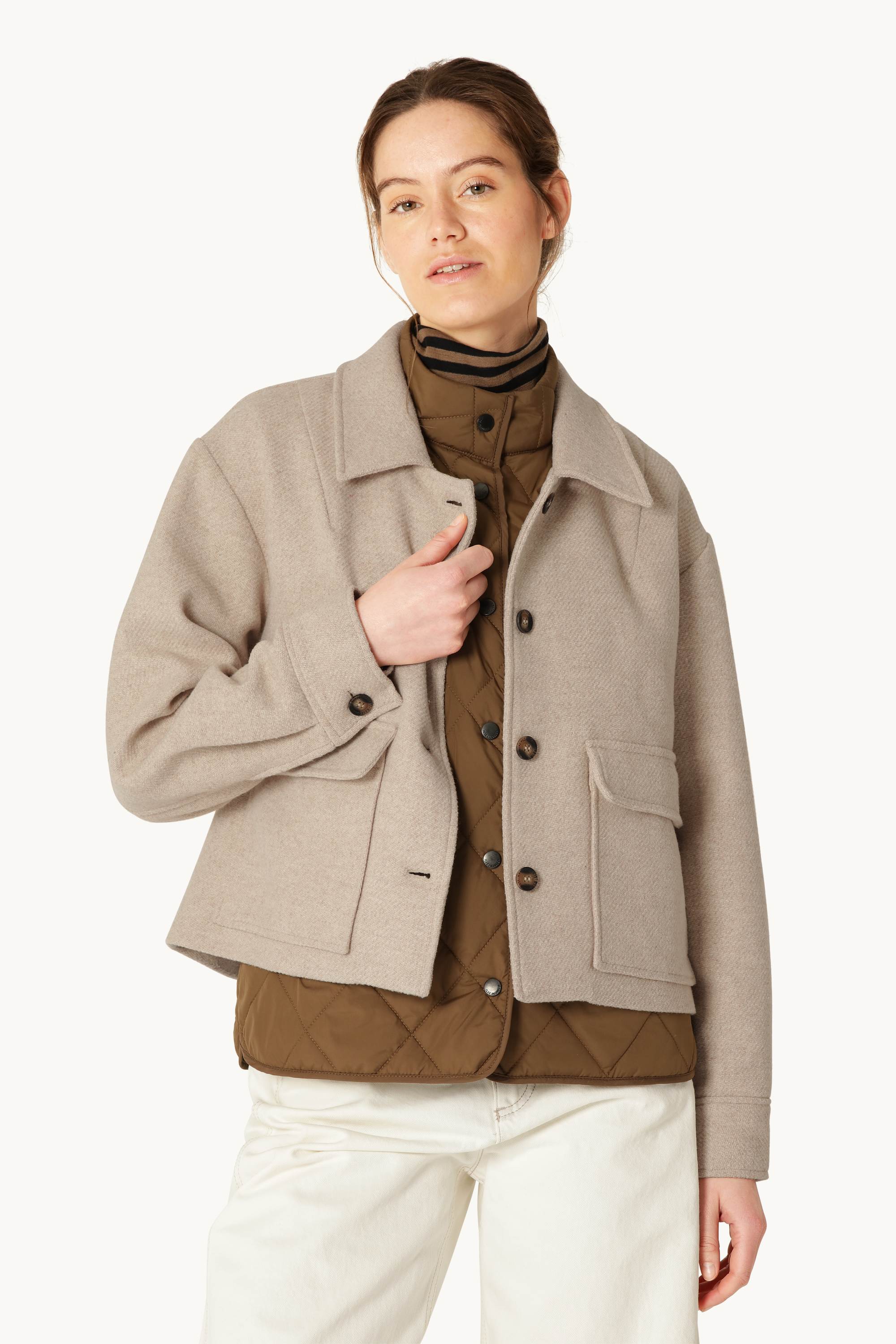 Short Buttoned Jacket - Wheat